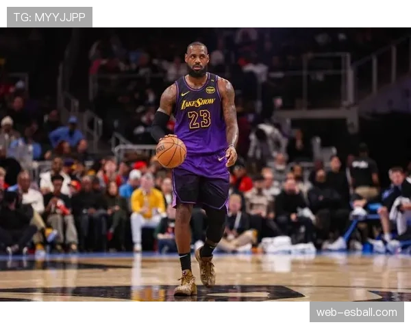 湖人依赖球星单打与雷霆完美闭环体系形成鲜明对比 湖人依赖球星单打与雷霆完美闭环体系形成鲜明对比