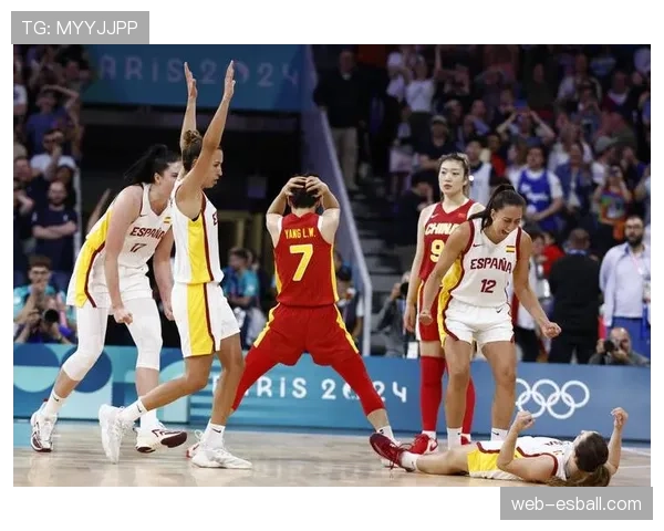 上海女篮107-80大胜石家庄 卡特31分8篮板率队四将上双 上海女篮107-80大胜石家庄 卡特31分8篮板率队四将上双