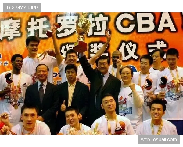 上海提前锁定常规赛冠军 21连胜彰显统治力与阵容深度